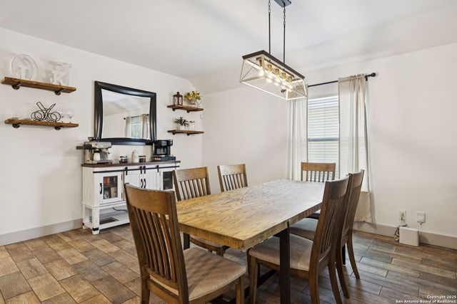 8819 Gustine, Helotes, TX 78023