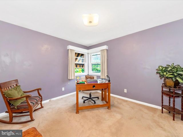 13318 APPLE HILL DR, Hagerstown, MD 21742