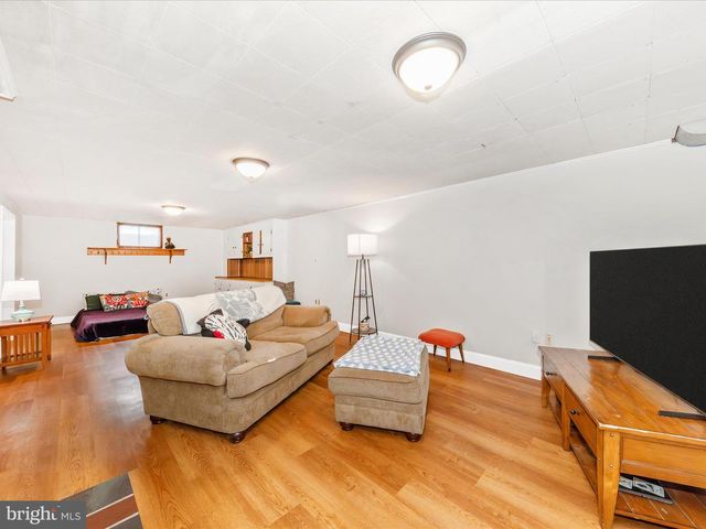 13318 APPLE HILL DR, Hagerstown, MD 21742