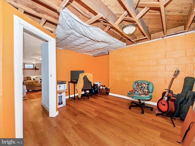 13318 APPLE HILL DR, Hagerstown, MD 21742