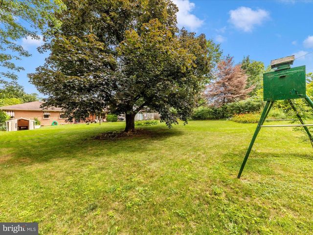 13318 APPLE HILL DR, Hagerstown, MD 21742