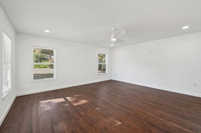 1428 Hawley Lane, Dallas, TX 75217