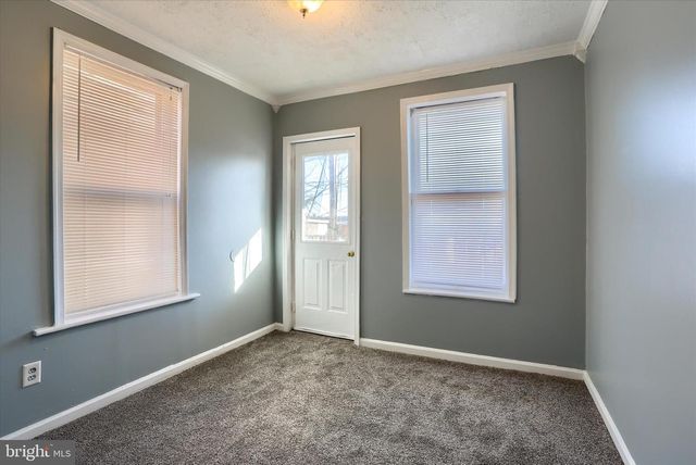 1939 SWATARA ST, Harrisburg, PA 17104