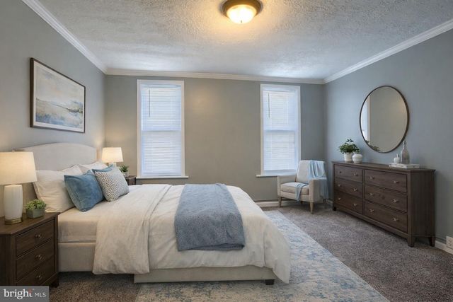 1939 SWATARA ST, Harrisburg, PA 17104