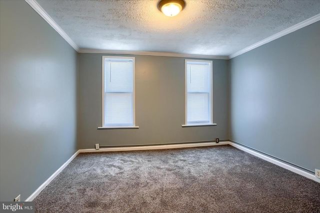 1939 SWATARA ST, Harrisburg, PA 17104