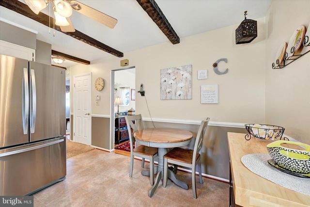 3 EYRE CT, Nottingham, MD 21236