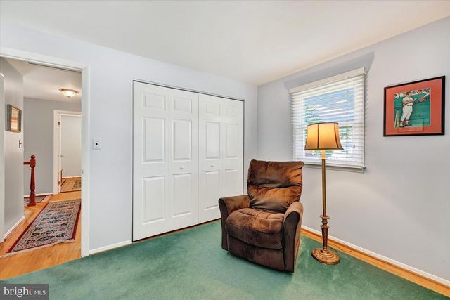 3 EYRE CT, Nottingham, MD 21236