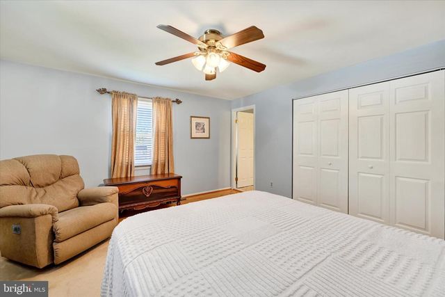 3 EYRE CT, Nottingham, MD 21236