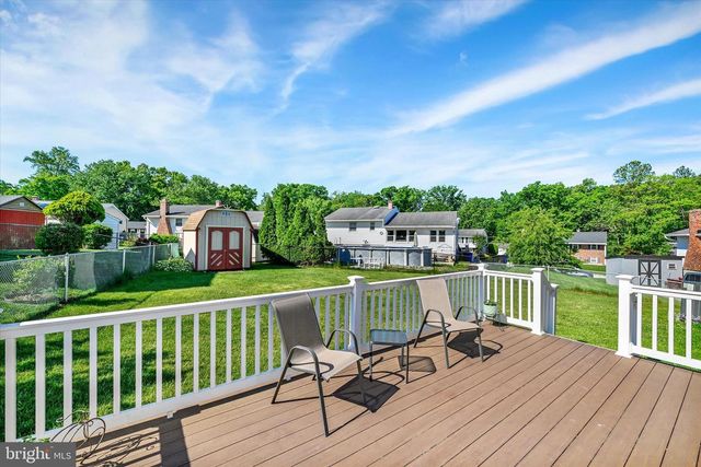 3 EYRE CT, Nottingham, MD 21236
