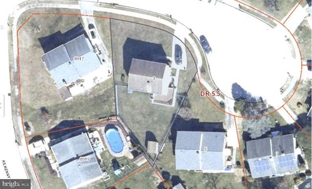3 EYRE CT, Nottingham, MD 21236
