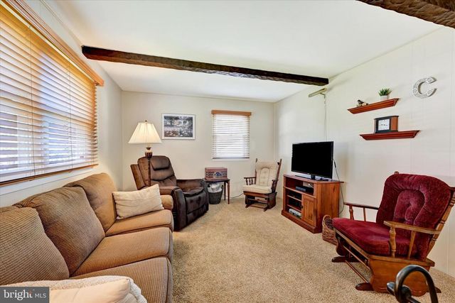 3 EYRE CT, Nottingham, MD 21236