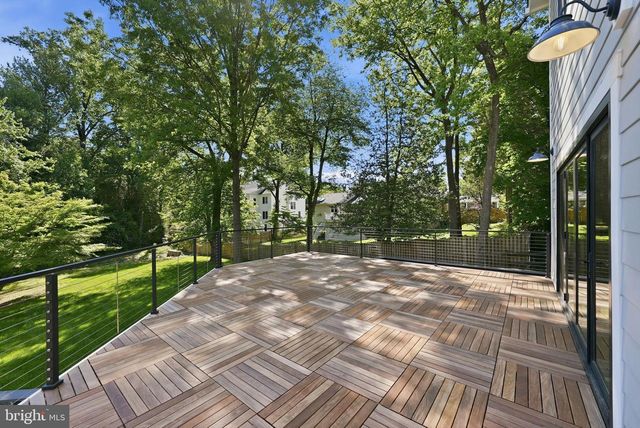 6801 CRUTCHFIELD ST, Falls Church, VA 22043