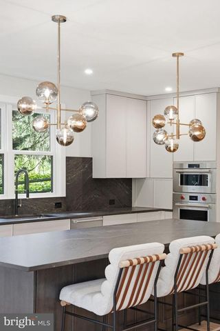6801 CRUTCHFIELD ST, Falls Church, VA 22043