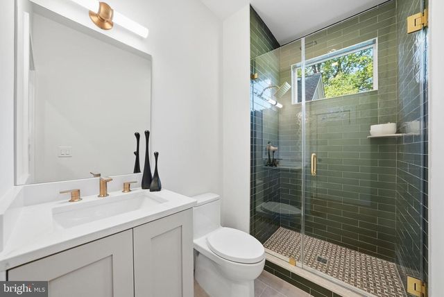 6801 CRUTCHFIELD ST, Falls Church, VA 22043