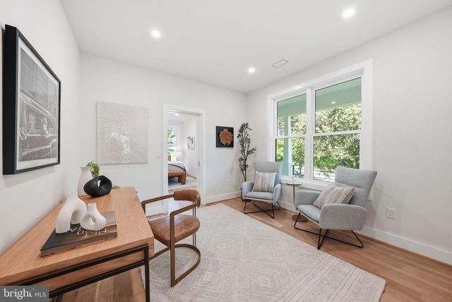 6801 CRUTCHFIELD ST, Falls Church, VA 22043