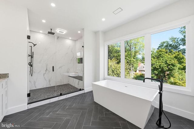 6801 CRUTCHFIELD ST, Falls Church, VA 22043