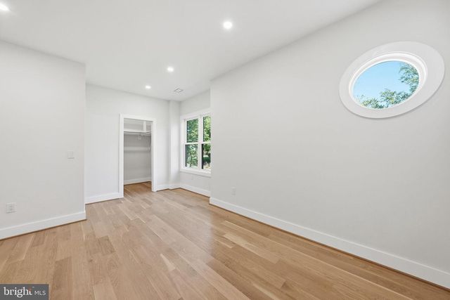 6801 CRUTCHFIELD ST, Falls Church, VA 22043