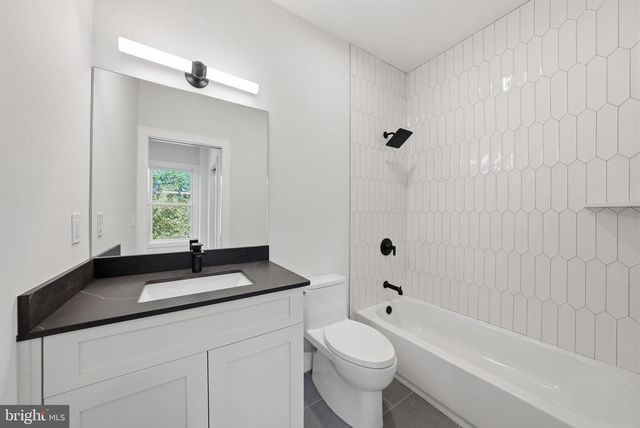 6801 CRUTCHFIELD ST, Falls Church, VA 22043