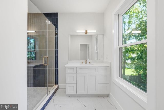 6801 CRUTCHFIELD ST, Falls Church, VA 22043