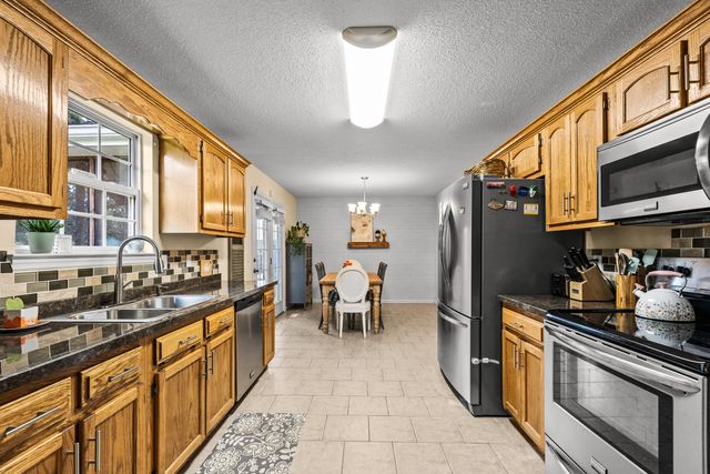8916 Wings Way, Hixson, TN 37343