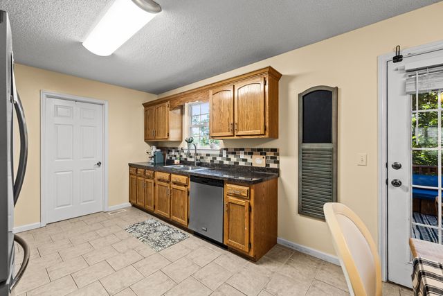 8916 Wings Way, Hixson, TN 37343