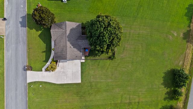8916 Wings Way, Hixson, TN 37343