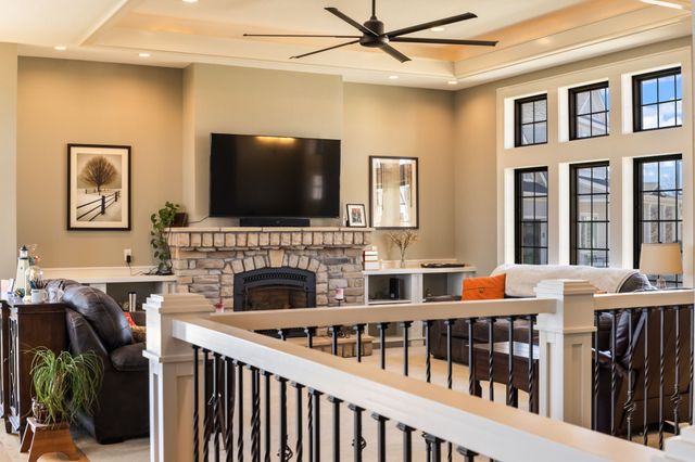 730 Country Side Lane, Pella, IA 50219