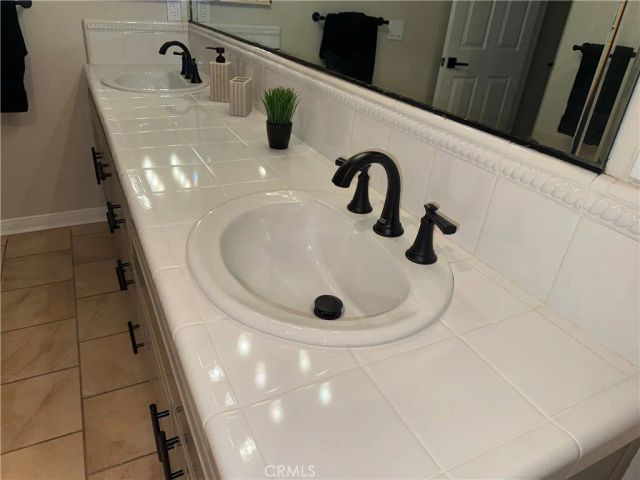 818 S Averill 2, San Pedro, CA 90732