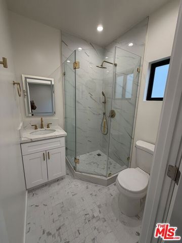 6245 Mclaren, Woodland Hills, CA 91367