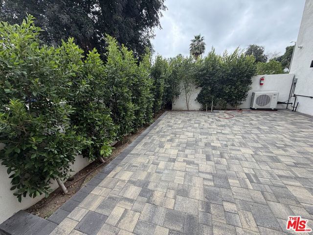 6245 Mclaren, Woodland Hills, CA 91367