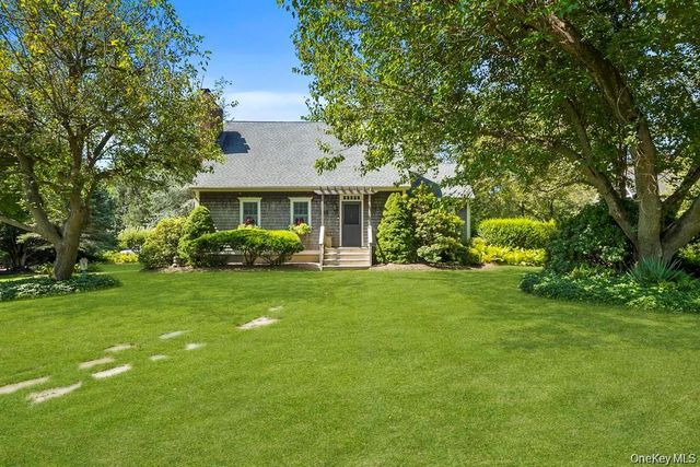 146 Old Stump Road, Brookhaven, NY 11719