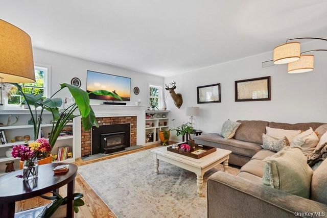 146 Old Stump Road, Brookhaven, NY 11719