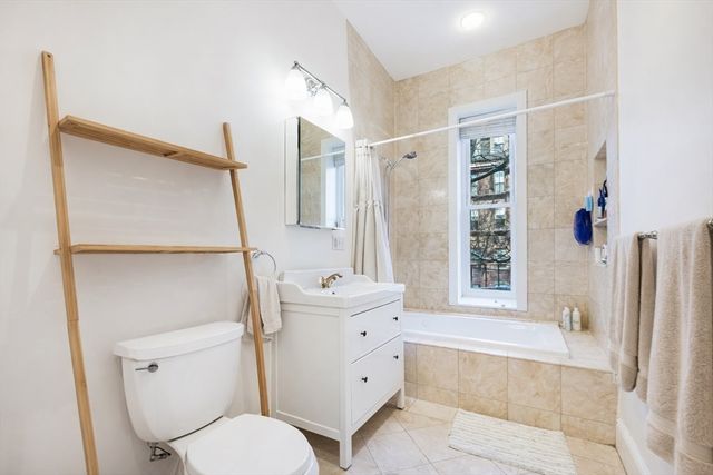 79 Waltham St. 2, Boston, MA 02118