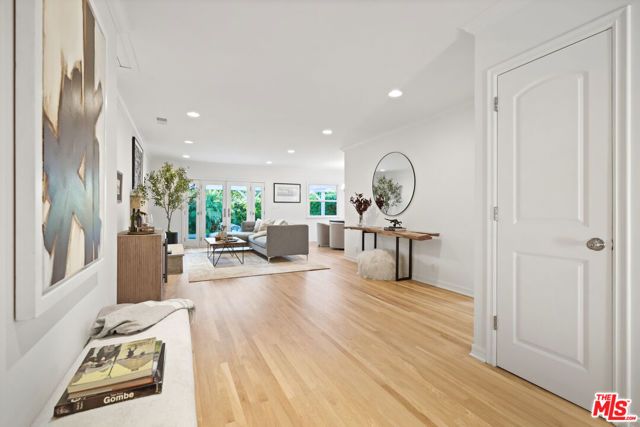 12540 Albers Street, Valley Village, CA 91607