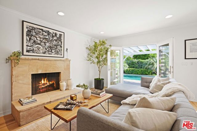 12540 Albers Street, Valley Village, CA 91607