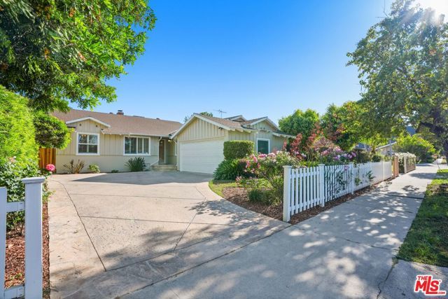 12540 Albers Street, Valley Village, CA 91607