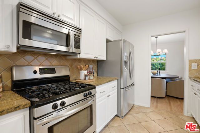 12540 Albers Street, Valley Village, CA 91607