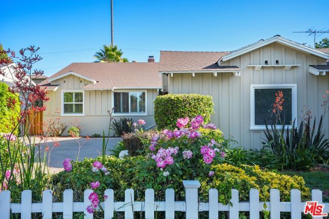 12540 Albers Street, Valley Village, CA 91607