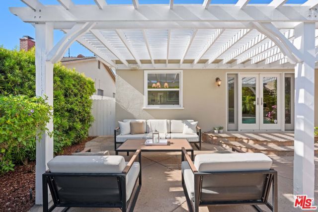 12540 Albers Street, Valley Village, CA 91607