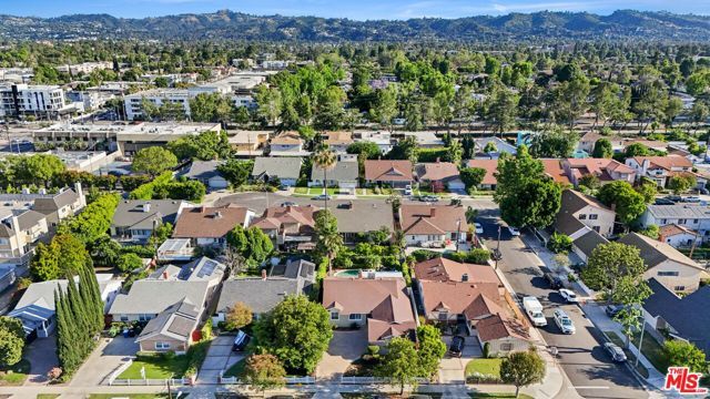 12540 Albers Street, Valley Village, CA 91607