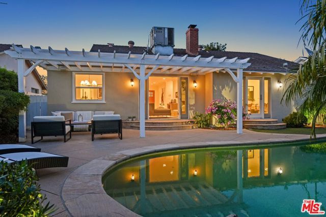 12540 Albers Street, Valley Village, CA 91607
