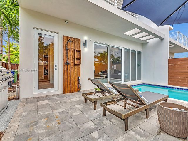 1808 Coral Ridge Dr, Fort Lauderdale, FL 33305