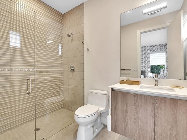 1808 Coral Ridge Dr, Fort Lauderdale, FL 33305
