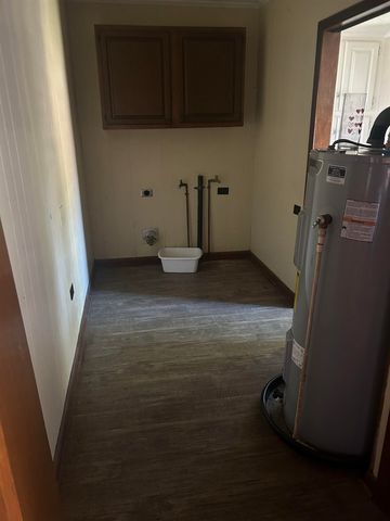 212 St Louis St, Raceland, LA 70394