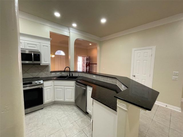 2847 Misty Heath Lane, Houston, TX 77082