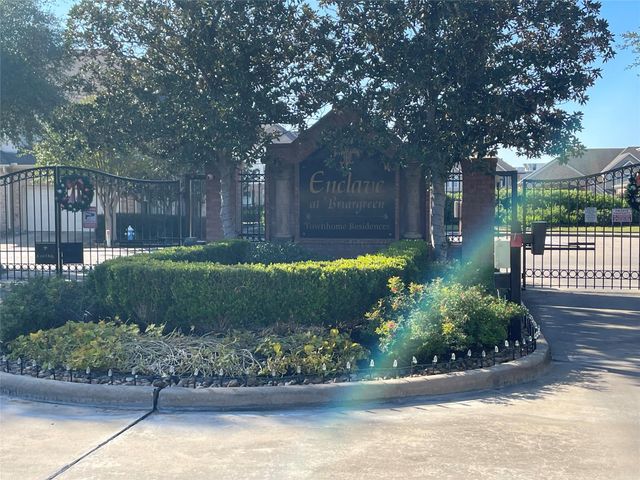 2847 Misty Heath Lane, Houston, TX 77082