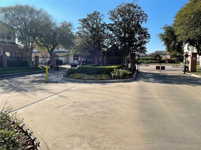 2847 Misty Heath Lane, Houston, TX 77082