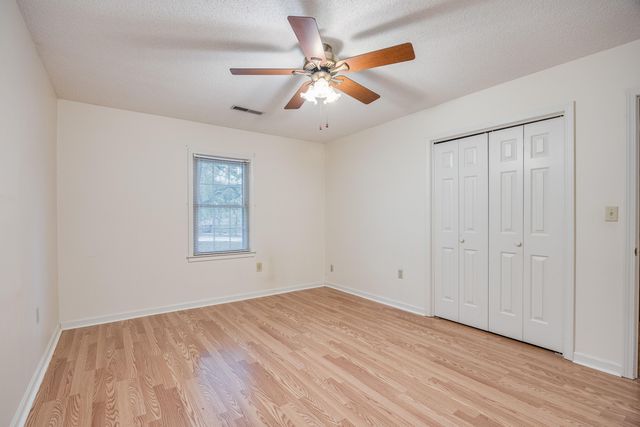 7085 Meeting House Road, Dalzell, SC 29040