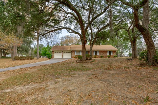 7085 Meeting House Road, Dalzell, SC 29040