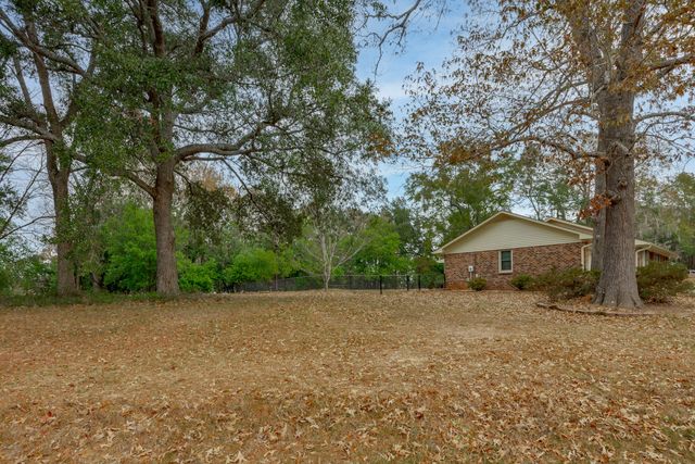 7085 Meeting House Road, Dalzell, SC 29040